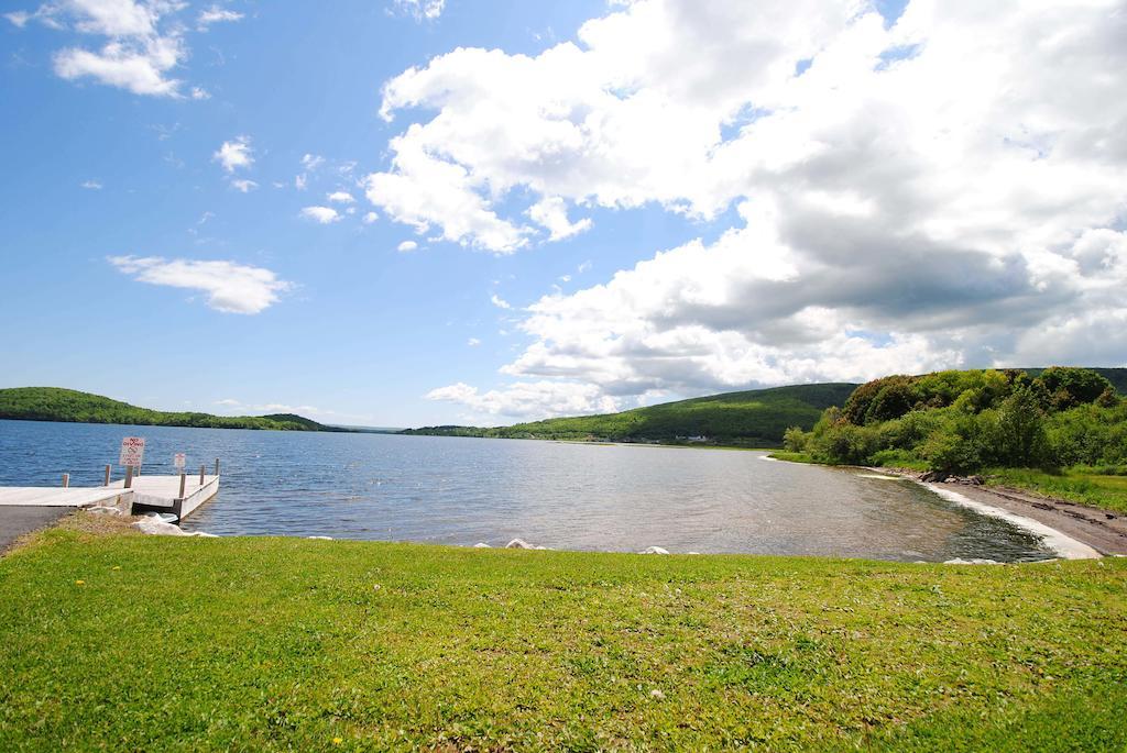 Keltic Quay Cottages & Bayfront Lodge Whycocomagh Szoba fotó